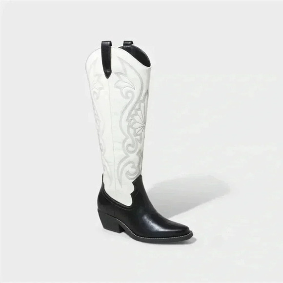 wild fable Shoes - NWT Women's Kenzi Tall Western Dress Boots
- Wild Fable White 10
